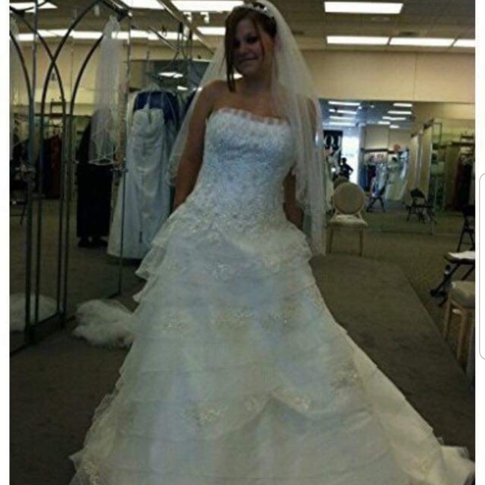 Bridal gown